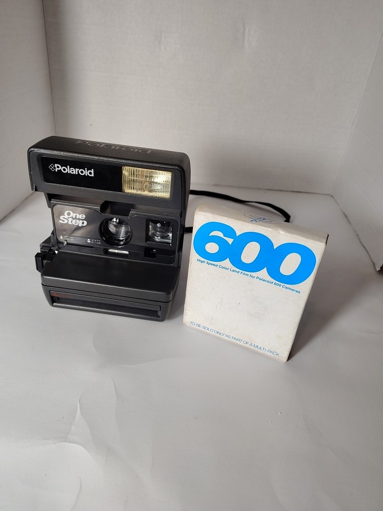 Polaroid One Step 600 Camera With Film
