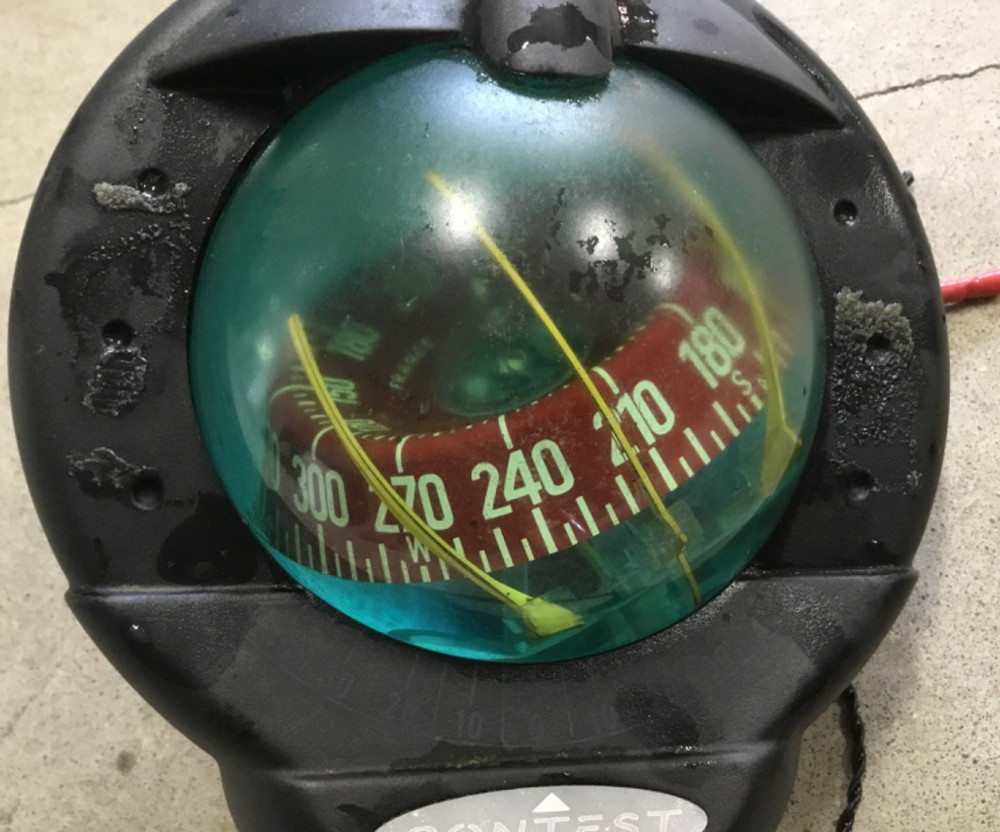 Plastimo Contest Compass Black Catalina Lighted