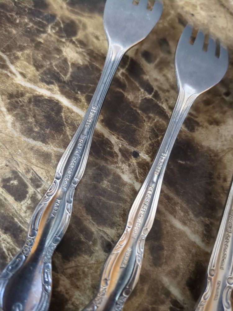 16 PC Lot Imperial International Fleurette Stainless Flatware Fork Knife Spoon