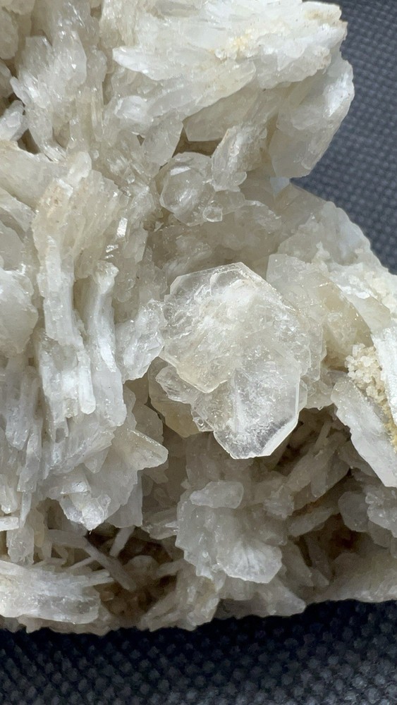 Large Baryte - Fluorescent & Phosphorescent