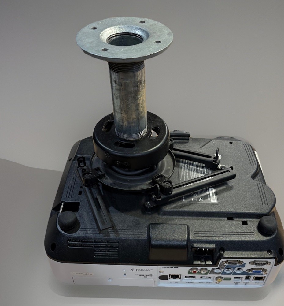 Epson PowerLite 2165w Projector With Peerless Universal Mount