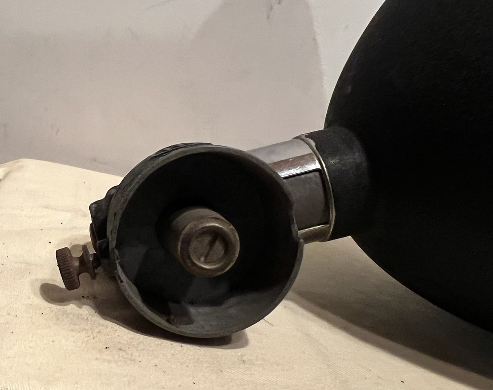 Vintage Heiland HR 6" Flash Gun Reflector