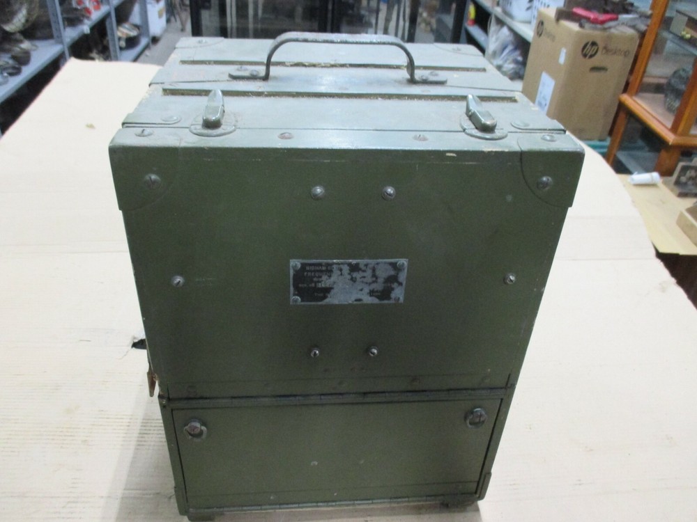 FREQUENCY METER BC - 221 - AC, MILITARY SURPLUS