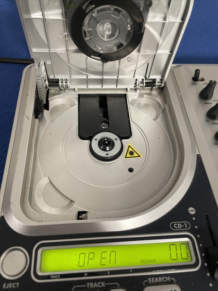 Stanton CM 205 CD Player DJ Turntable Working