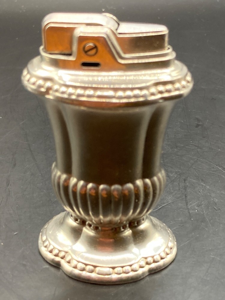 Vintage Ronson “Mayfair” Table Lighter