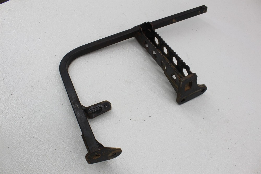 2017 SUZUKI KING QUAD LT-A 500 XP FRONT LEFT DRIVER FOOT PEG REST BRACKET MOUNT