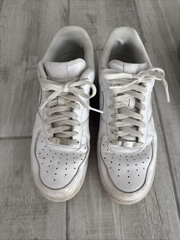 Size 11 - Nike Air Force 1 '07 Low Triple White