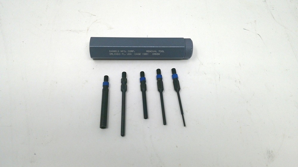 DRK59 Removal Tool 5 Tips Mfg: Daniels Condition: Used
