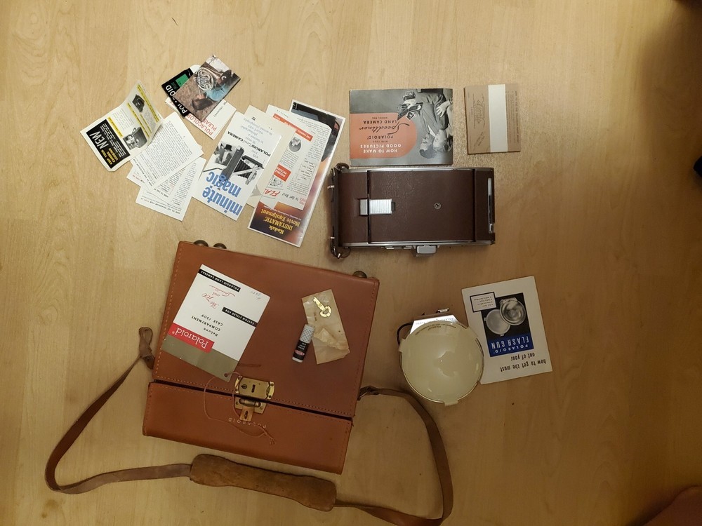Vintage Polaroid Land Camera Model 95A Speedliner