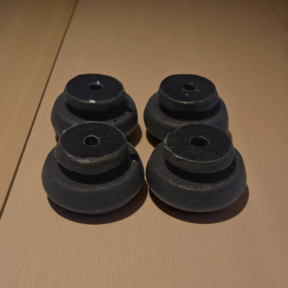 Royal DeLuxe Replacement Typewriter Feet (4 ea)