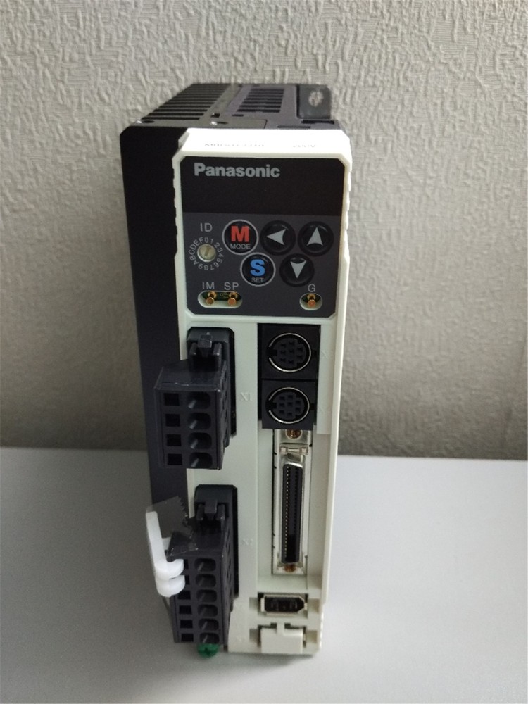 MBDDT2210 NEW PANASONIC MBDDT2210 SERVO DRIVE