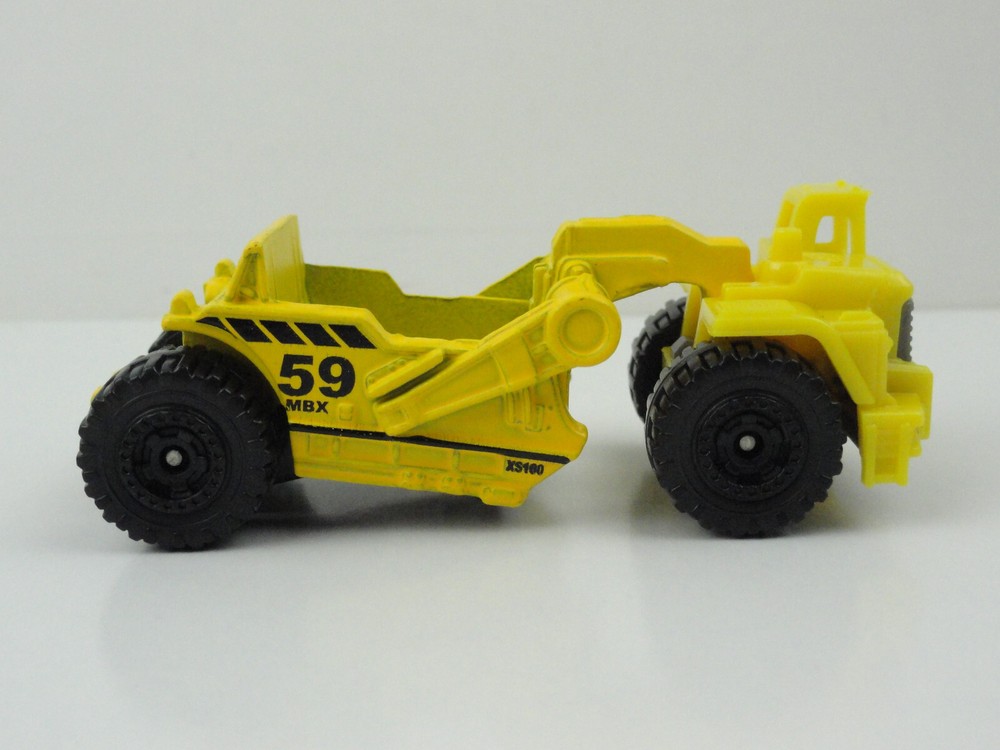 2010 Matchbox #40 Scraper (Yellow #59) - LOOSE