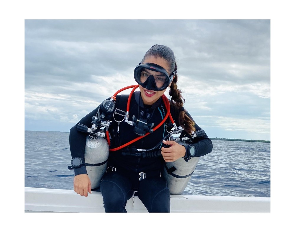 Hollis M1 Frameless Mask