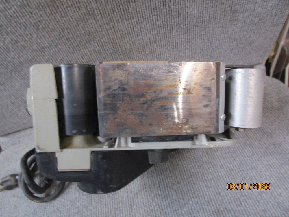 Porter Cable 3x21 Variable Speed Belt Sander 352VS