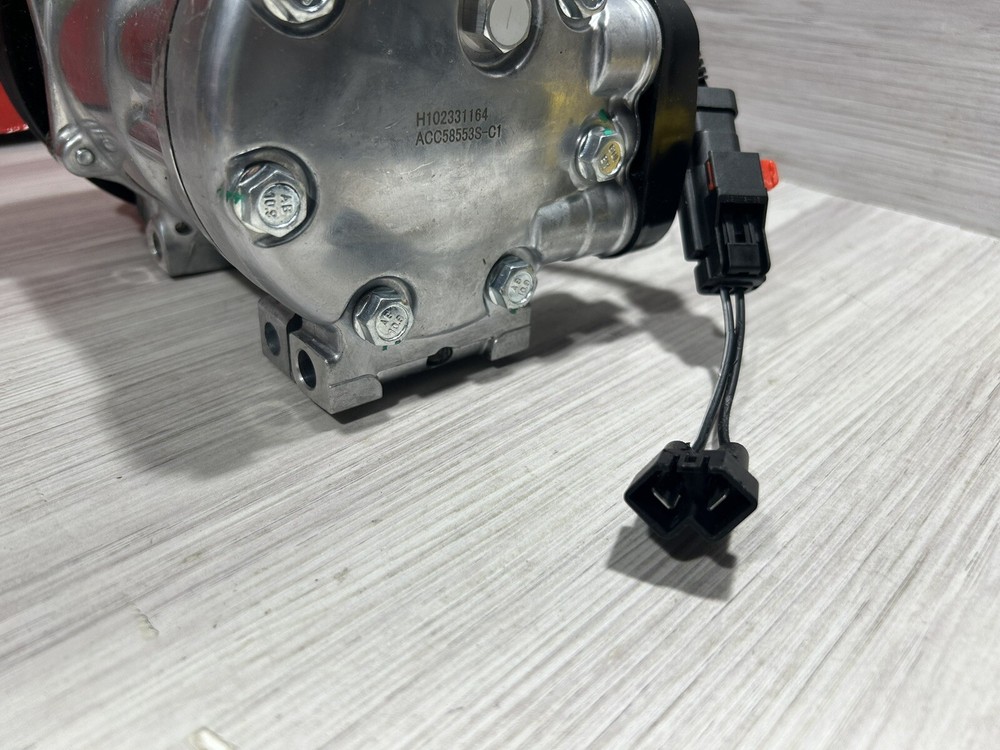 58553 A/C Compressor with Clutch