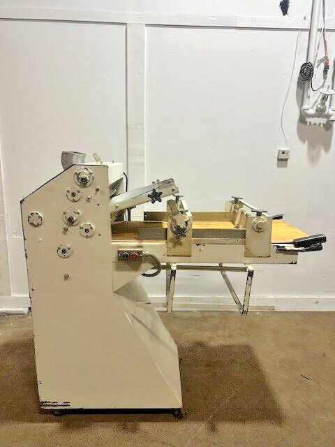 ACME 8 DOUGH ROLLER SHEETER WITH 2 PRESS PLATES ( 6"W AND 9"W)