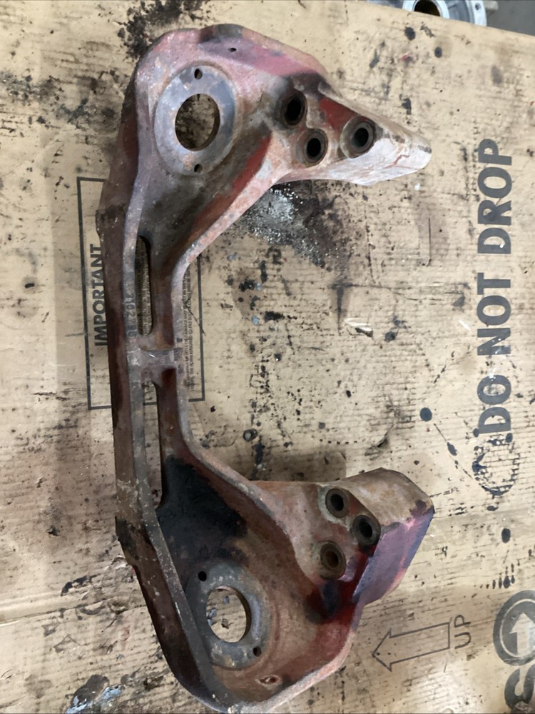 Cummins ISX Engine Front Engine Mount 3102796 - Free Shipping