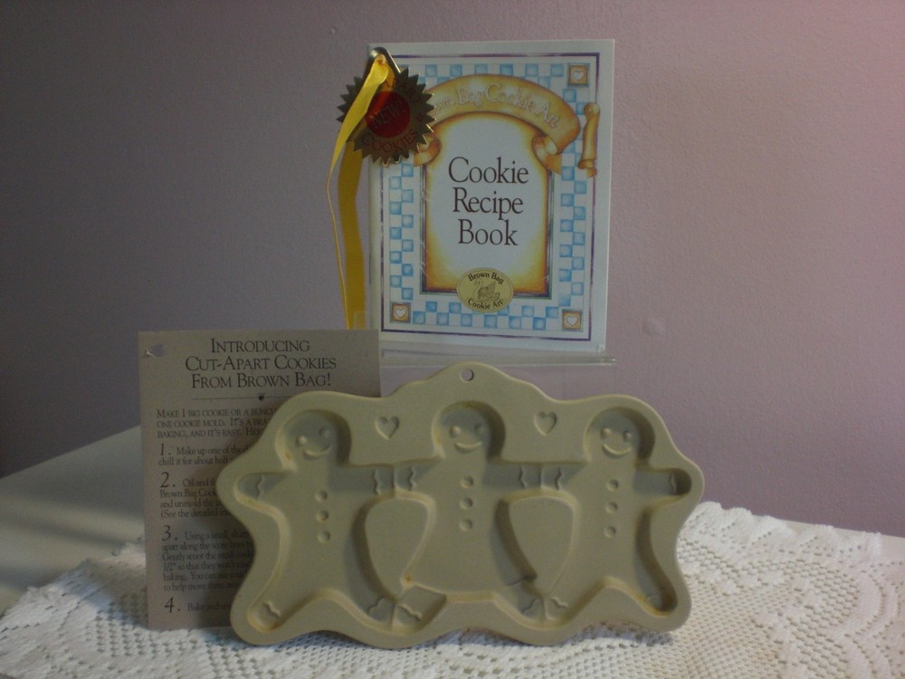 Brown Bag Cookie Art - Three Gingerbread Men