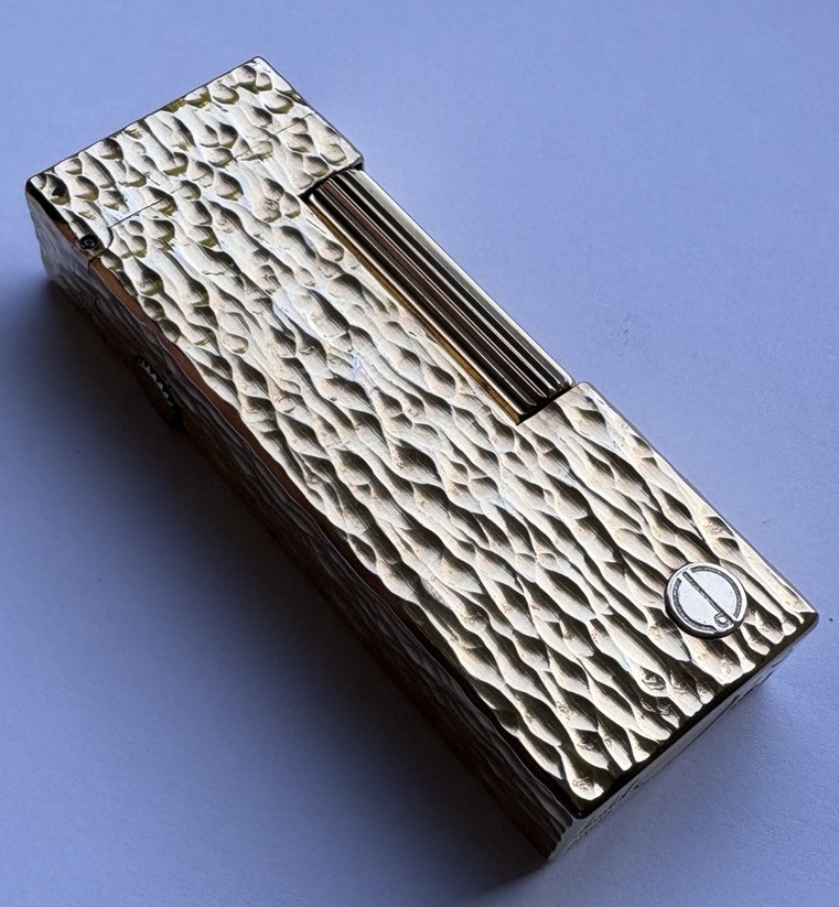 MINT Dunhill Gold ‘Bark’ Rollagas Lighter- Fully Overhauled