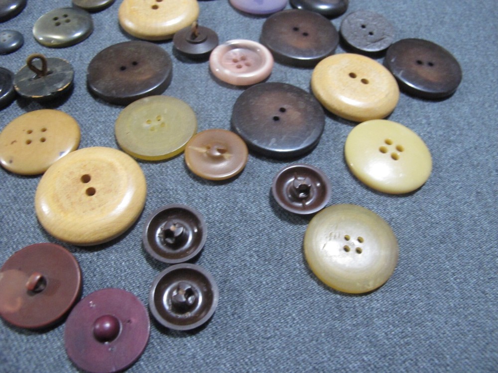 Vintage assorted wood, plastic, celluloid & others brownish buttons
