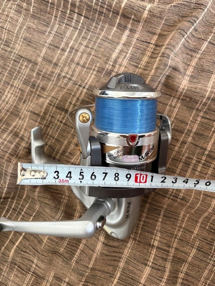 Marine Spinning Reel with Balancing System, 3000 Size, Blue Spool