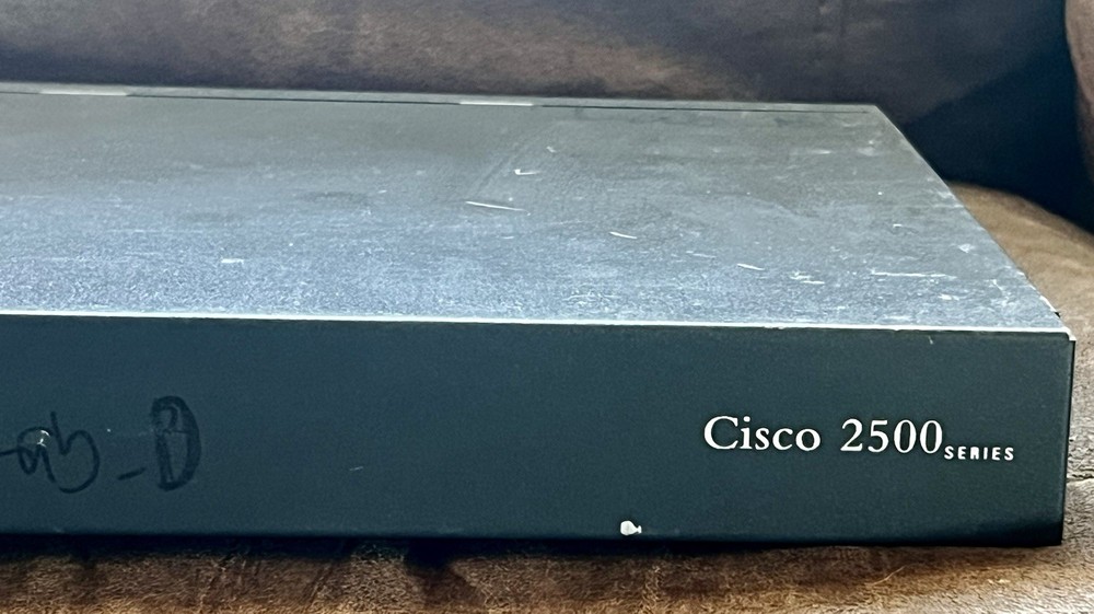 Cisco Systems 2500 SERIES 2501 Legacy Router l👀k