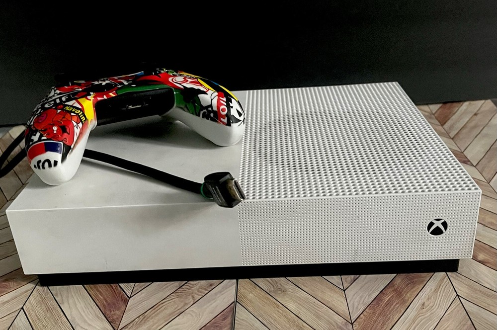 Xbox With Controller