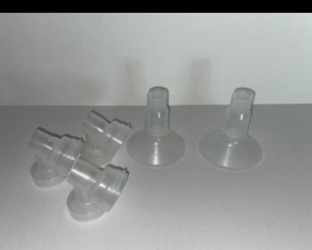2 MEDELA SHIELDS 30 mm  & 3 CONNECTORS BP3