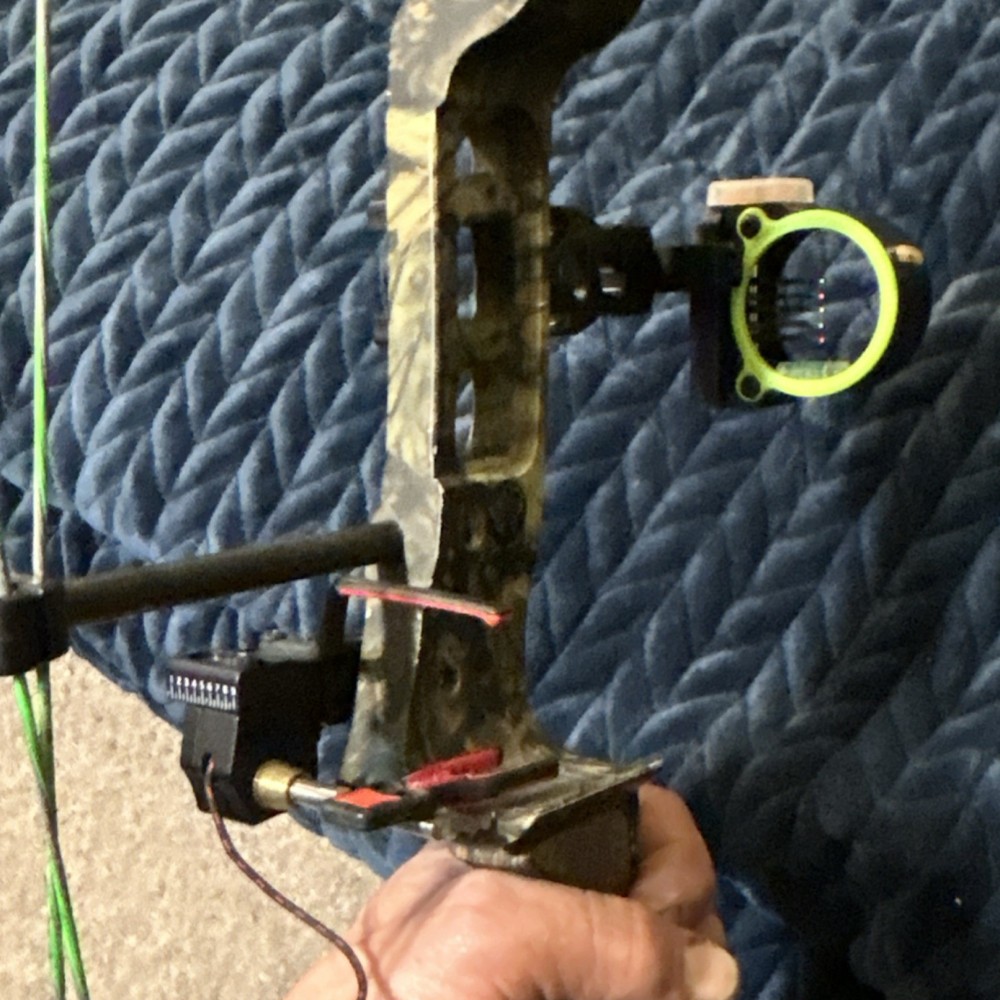 Bowtech Allegiance VFT Compound Bow Camo Aluminum with Sight and Stabilizer