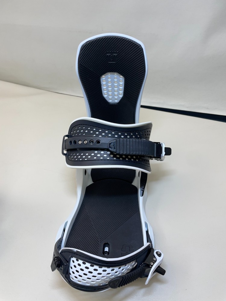UNION FORCE SNOWBOARD BINDINGS WHITE SIZE MEDIUM
