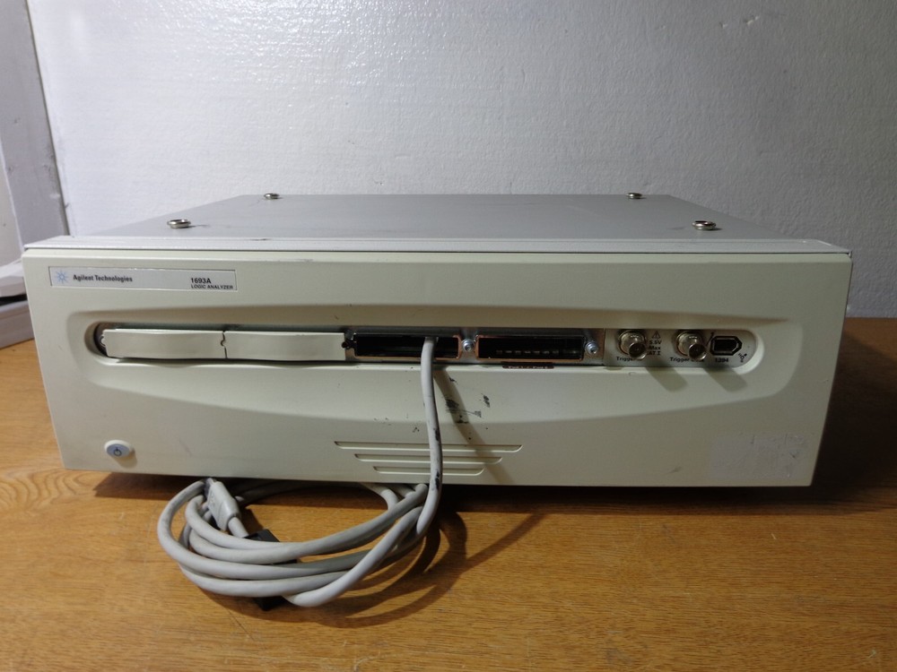 Logic Analyzer Agilent 1693A