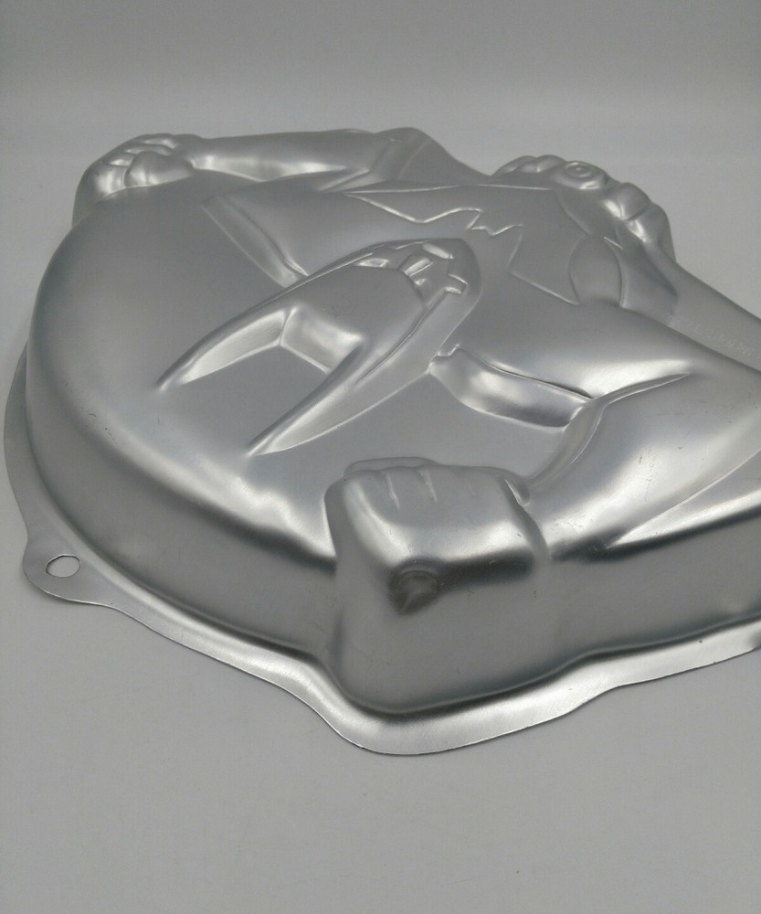 Wilton Batman and Beyond Cake Pan, 2105-9900. Dated 2000