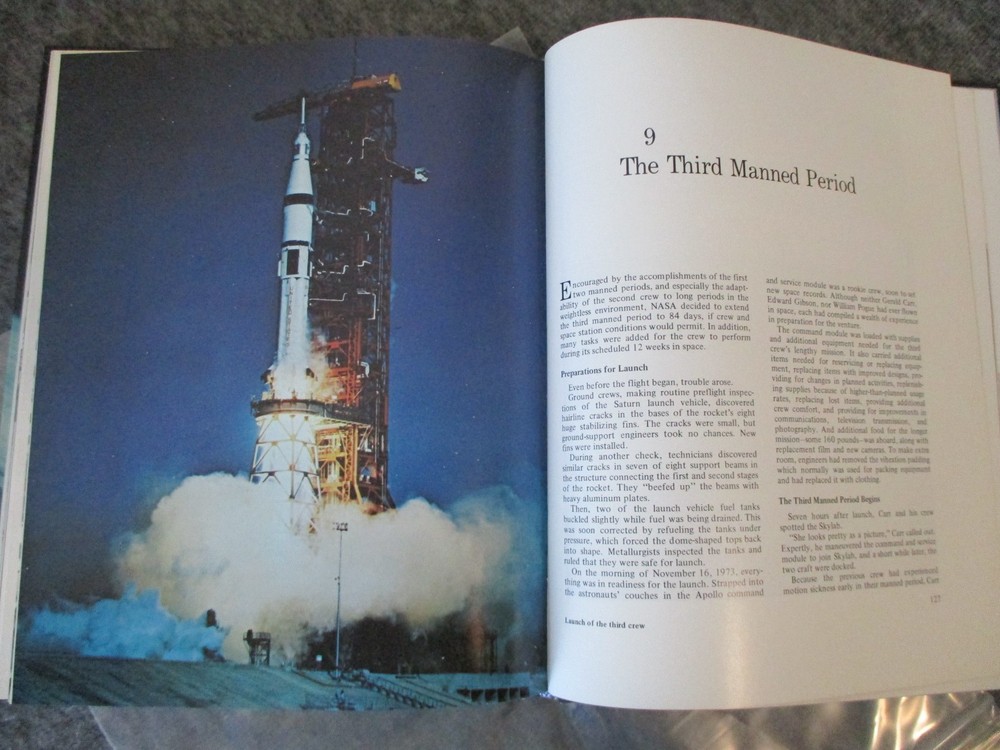 NASA MSFC APOLLO SKYLAB , OUR FIRST SPACE STATION **SIGNED** by EDITOR BELEW