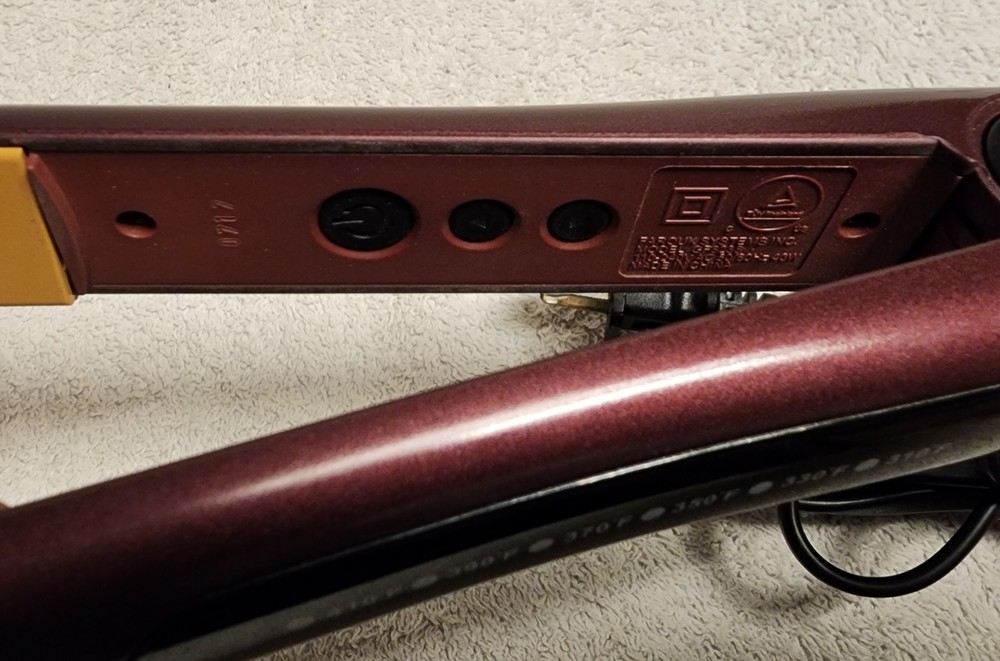 iCHI Ceramic Hair Straightener Flat Iron GF8238 Farouk Systems Tested Working