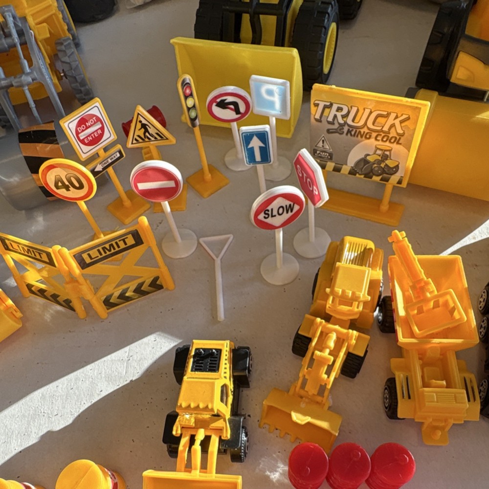 Construction Vehicle Toy Set with Signs & Accessories
