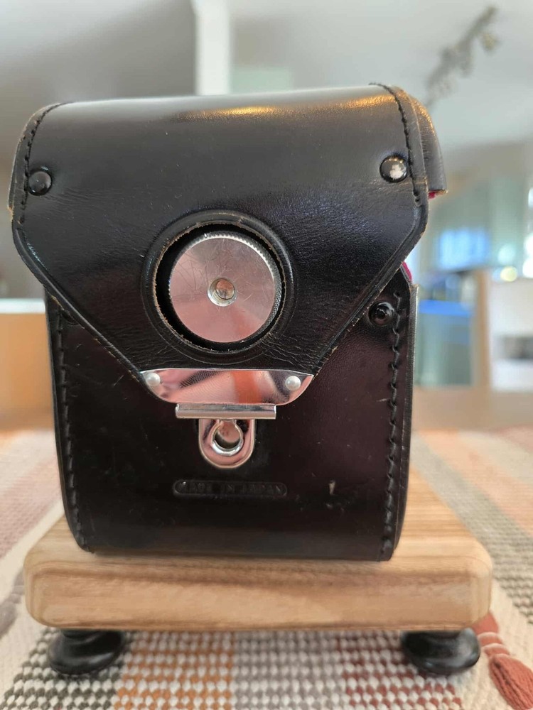 1960s Mamiya C33 professional camera