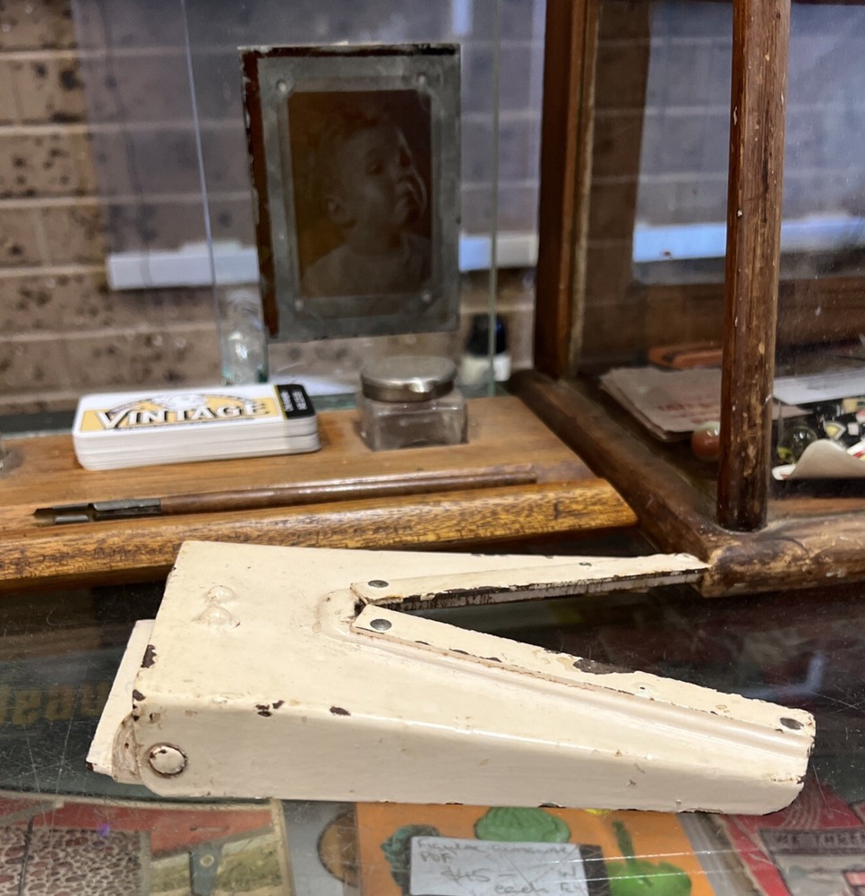 Vintage Wall Mounted Jar Opener