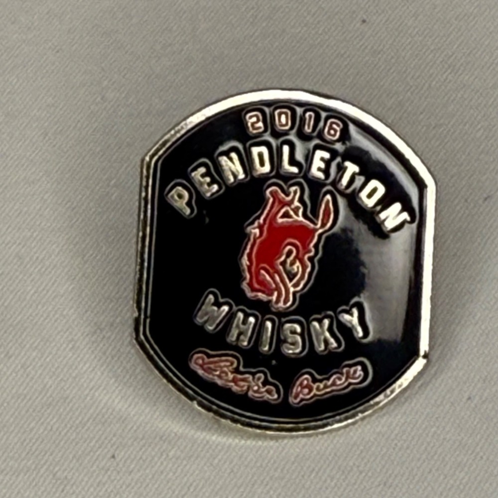 New Pendleton Whisky Pins Patch Lot Patch “Let’er Buck” 2014-2016