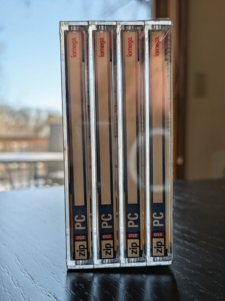 iOmega Zip 250MB Zip Disks 4-Pack *Unopened*