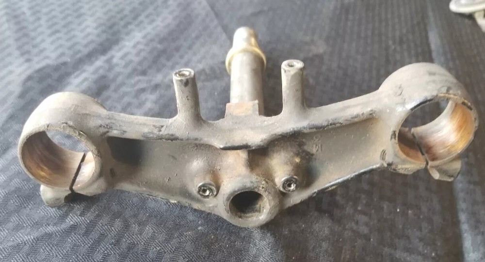 1983 Honda GL1100 Triple Tree Lower ♻️