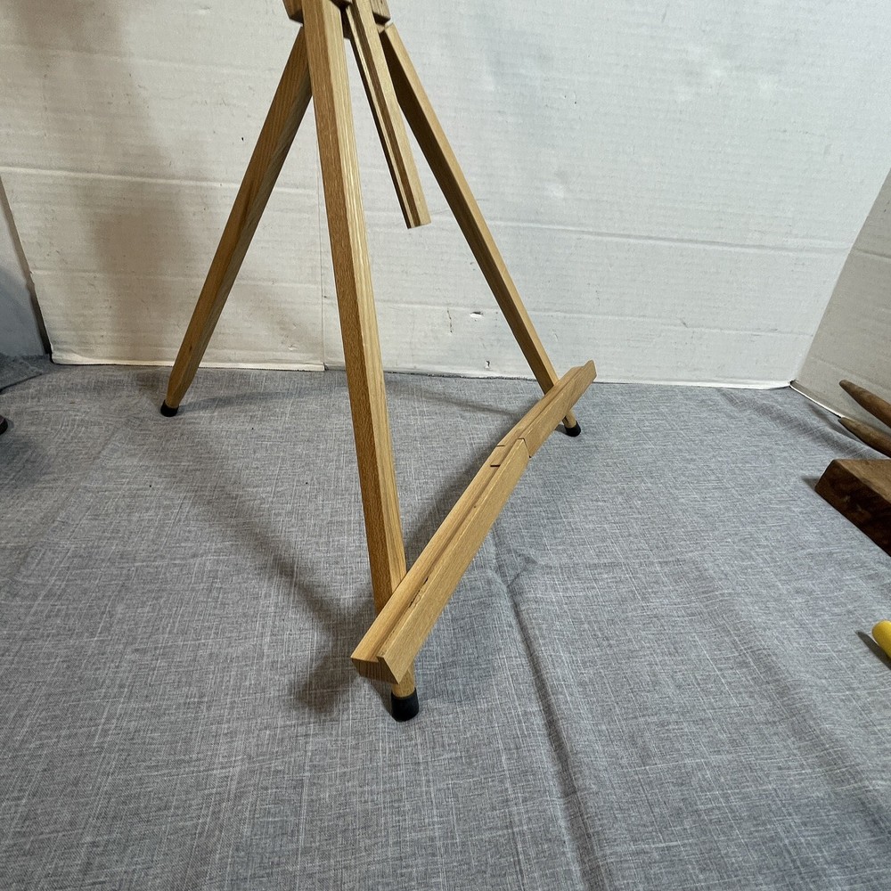 Easel Desktop / Tabletop Portable Compact By Weber Used Folding Great