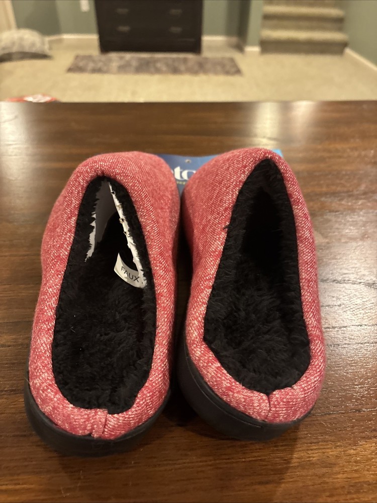 Isotoner Men’s Slipper XL RED