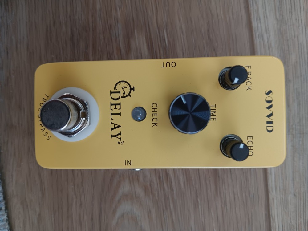 Sovvid Delay pedal. Metal Enclosure, rugged.