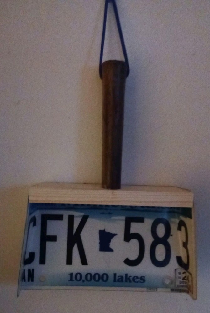 License Plate Dustpan Handmade Craft Hammer Handle New