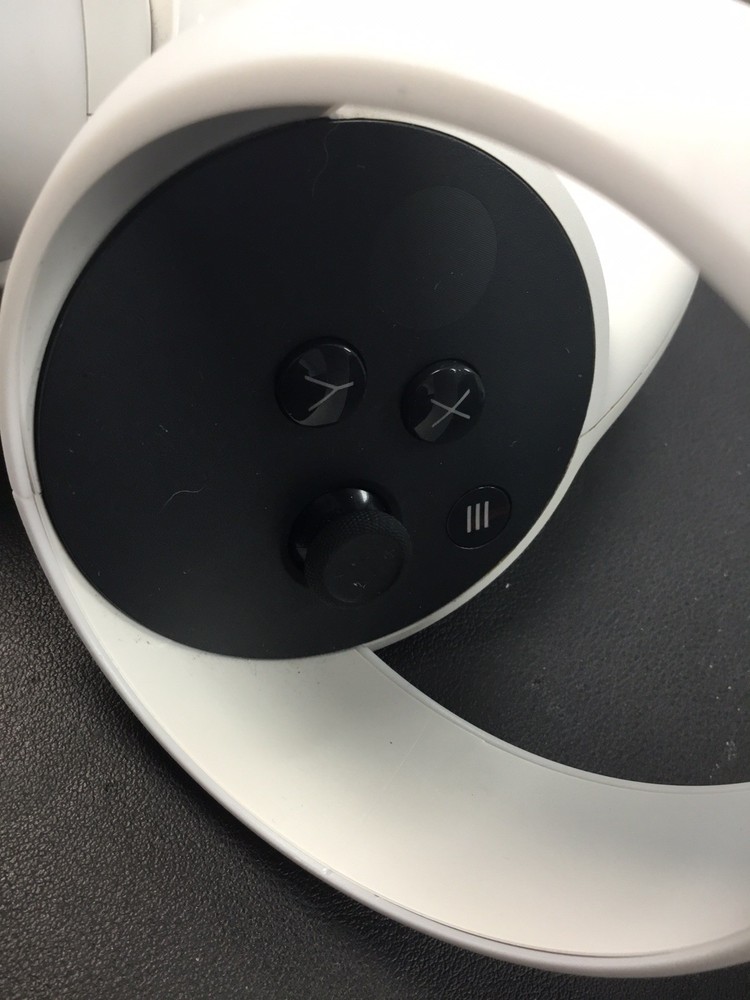 Meta Quest 2 VR Headset 64GB w/ Controllers