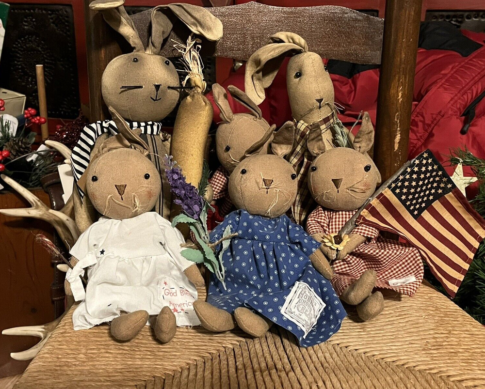 Primitive Christmas Grubby Primitive Distressed Faceless Prairie Rag Doll GP