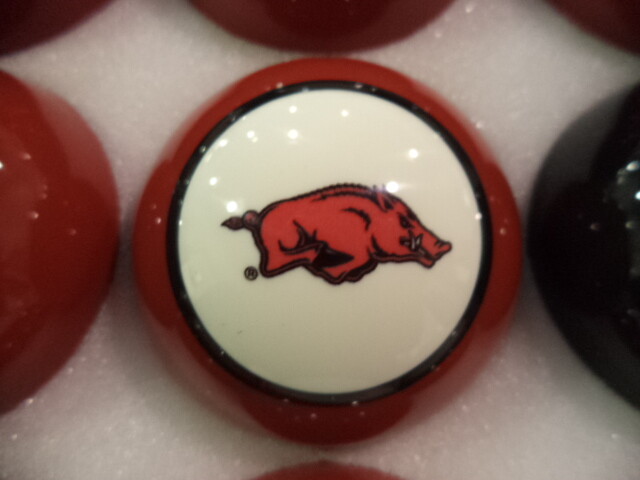 Arkansas Razorbacks Billiard Ball Set