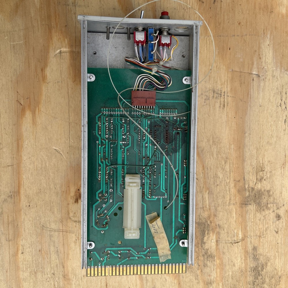 Lasertron QLX-1000 Lightwave Transmitter Tektronix