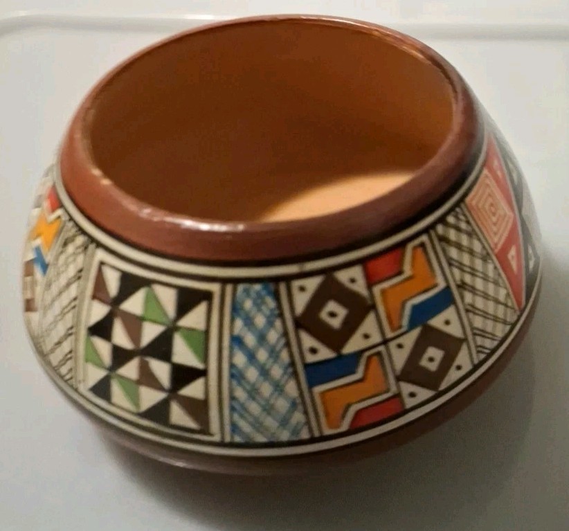 Pottery Peru Trinket Box Hand Painted Intricate