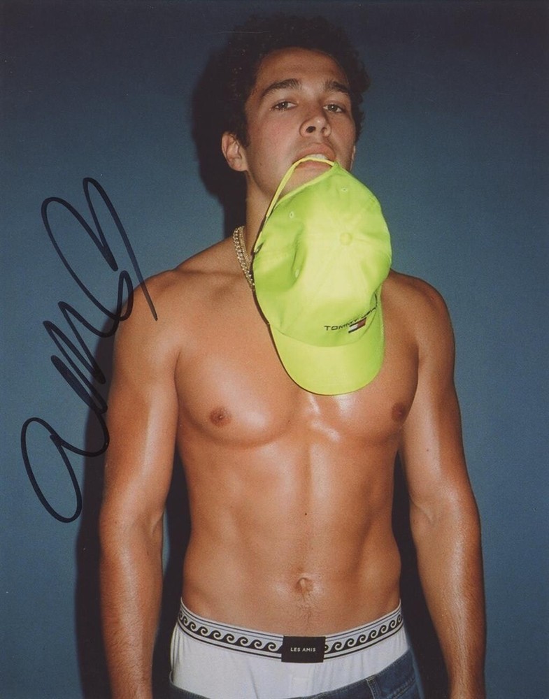 Austin Mahone- Signed Photograph (Singer)